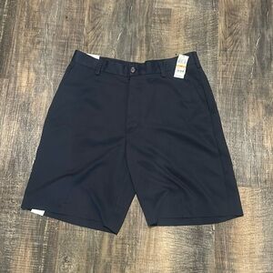 NWT Izod shorts sz 33